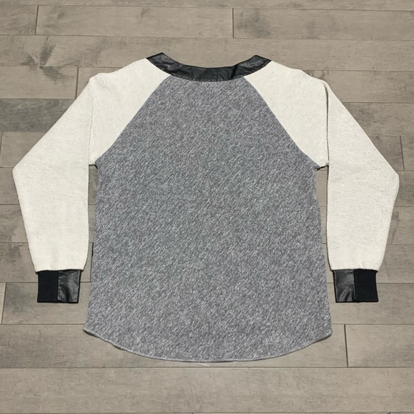 Robbi & Nikki Mixed Media Sweatshirt - Heather Grey - X-Small - Picture 4 of 6